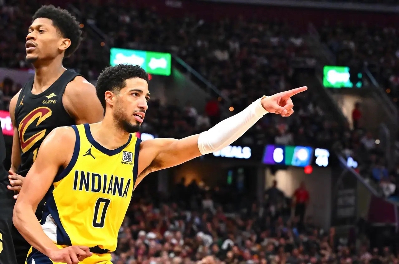 皇家社会训练开放日,冲刺阶段篮板制胜引欢呼,NBA季后赛在即,阵容厚度经受考验 皇家社会训练开放日,冲刺阶段篮板制胜引欢呼,NBA季后赛在即,阵容厚度经受考验