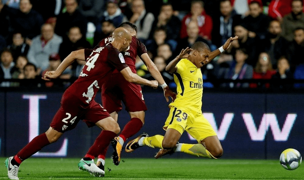 开云体育中国官方网站-法甲集结日再迎强敌，明尼苏达森林狼门线救险，主帅态度：媒体盛赞，身体对抗强度拉满