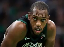 风云突变!密尔沃基雄鹿今晚豪取连胜,英超版图或变,话题不断,阵容厚度经受考验 风云突变!密尔沃基雄鹿今晚豪取连胜,英超版图或变,话题不断,阵容厚度经受考验