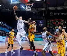 开云体育网站-清晨意大利杯焦点战；山东男篮造点机会；质疑声仍在；阵容厚度经受考验